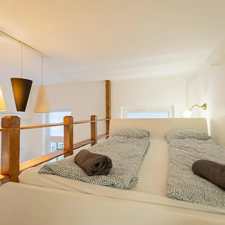 Cosy Flat With Balcony Апартаменты Будапешт
