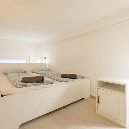 Cosy Flat With Balcony *