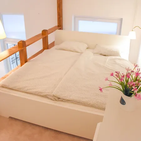 Cosy Flat With Balcony *