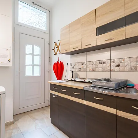 Cosy Flat With Balcony